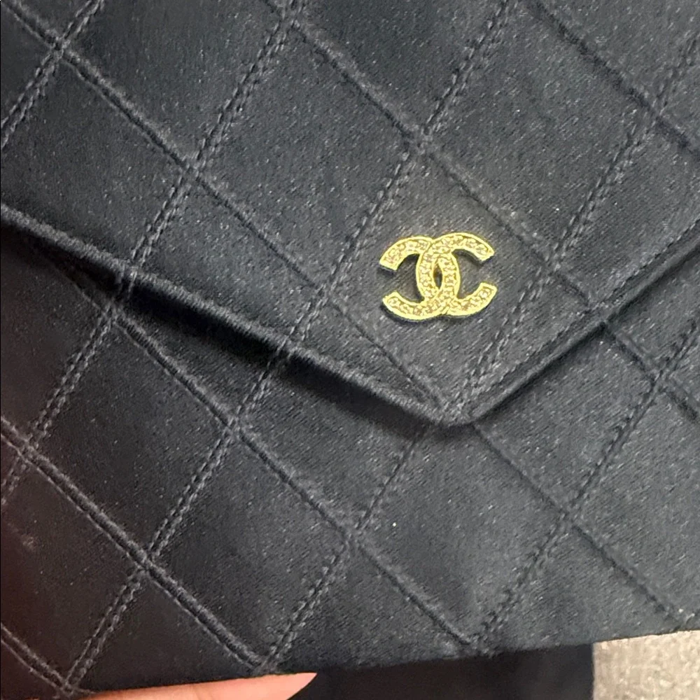 Authentic CHANEL Black Satin Quilted Clutch with Gold Logo - Picture 10 of 12